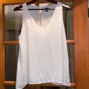 NUDE COLOR CREPE TANK TOP SIZE M